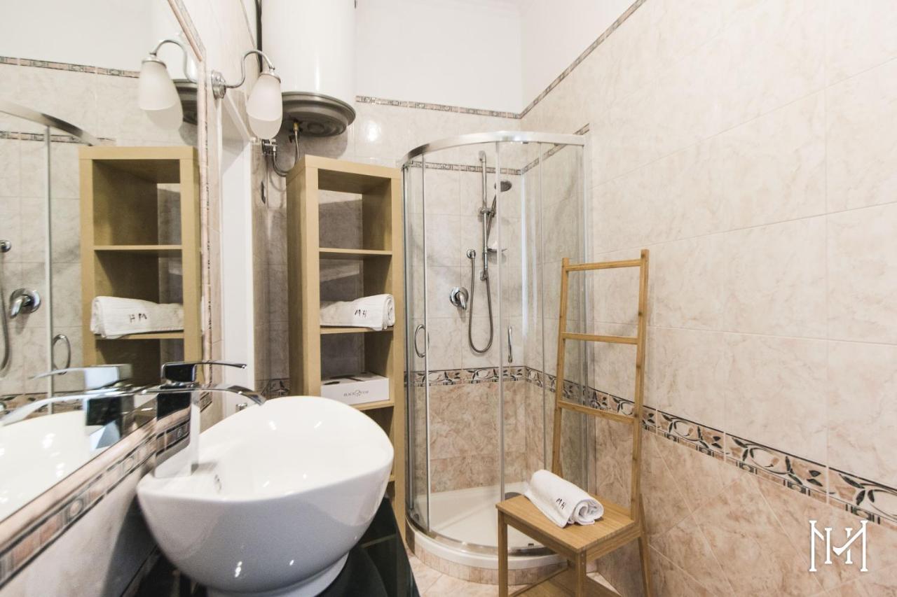 Bed and Breakfast Mulberry House Трани Экстерьер фото